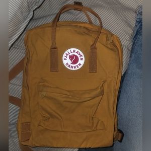 fjallraven kanken backpack